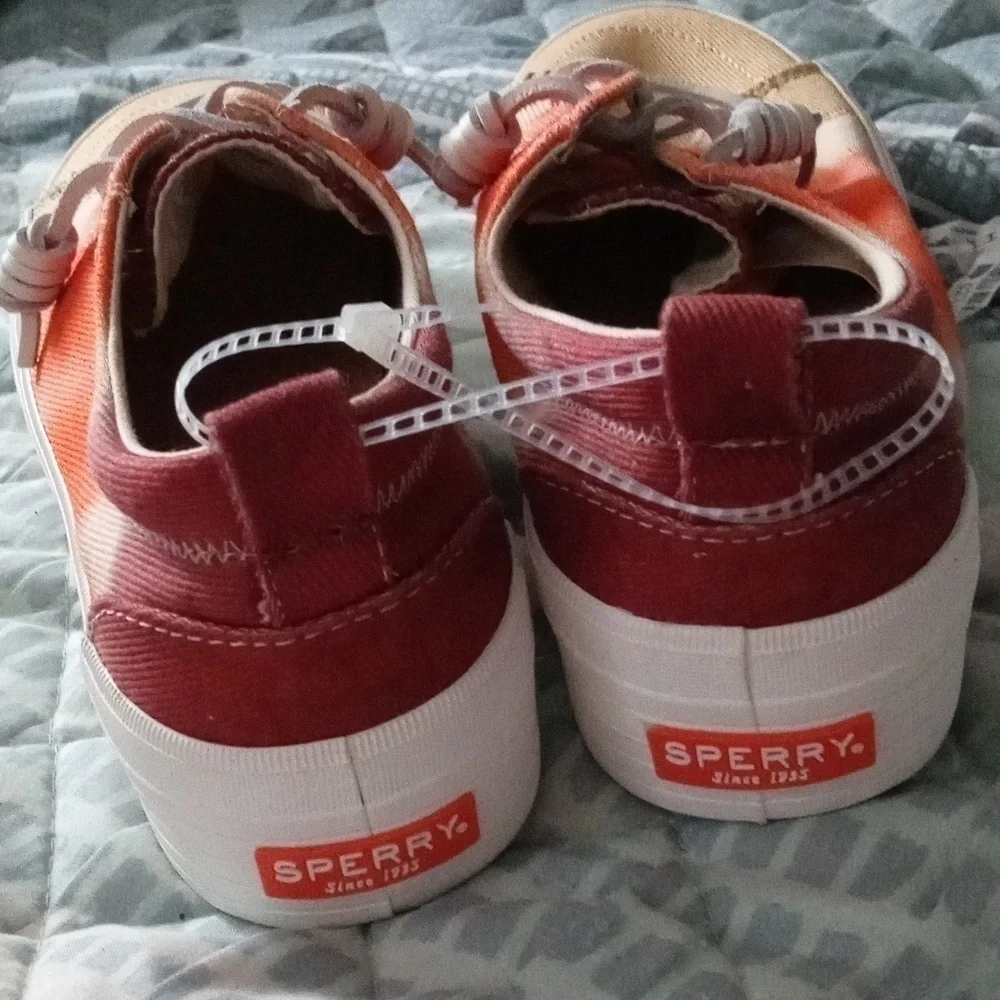Sperry shoes 9.5